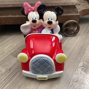 Vintage Mickey Mouse cookiejar